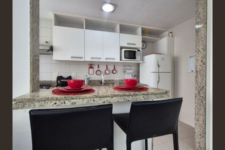 Apartamento para alugar com 68m², 2 quartos e 3 vagas