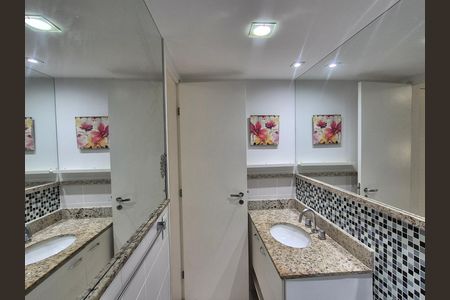 Apartamento para alugar com 2 quartos, 68m² em Recreio dos Bandeirantes, Rio de Janeiro