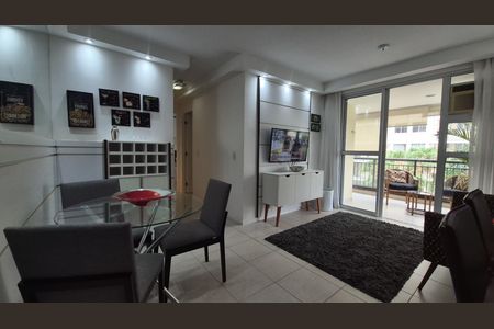 Apartamento para alugar com 68m², 2 quartos e 3 vagas
