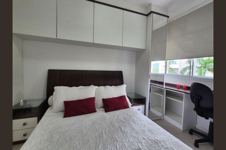 Apartamento para alugar com 68m², 2 quartos e 3 vagas
