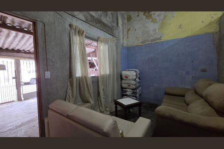 Sala de casa à venda com 3 quartos, 220m² em Vila Inglesa, São Paulo