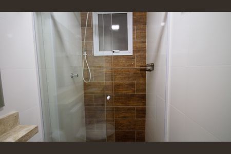 Banheiro Social de apartamento para alugar com 2 quartos, 64m² em Aviação, Praia Grande