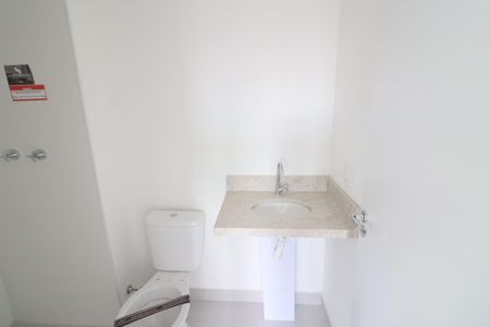 Apartamento à venda com 67m², 2 quartos e 1 vagaBanheiro da Suíte 1