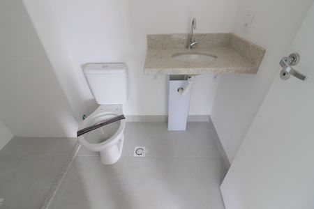Apartamento à venda com 67m², 2 quartos e 1 vagaBanheiro 2