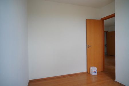 Quarto 2 de apartamento para alugar com 2 quartos, 45m² em Morro Santana, Porto Alegre