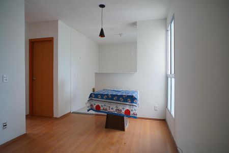Sala de apartamento para alugar com 2 quartos, 45m² em Morro Santana, Porto Alegre