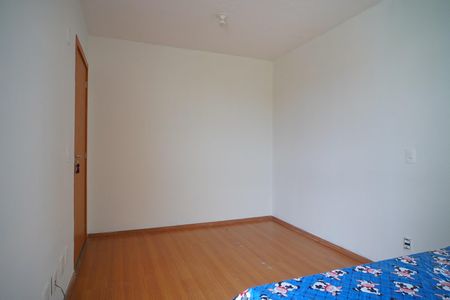 Sala de apartamento para alugar com 2 quartos, 45m² em Morro Santana, Porto Alegre