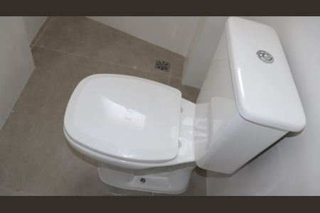 Apartamento à venda com 200m², 3 quartos e 2 vagasBanheiro de Serviço