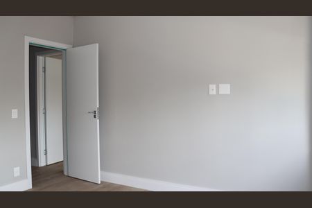 Apartamento à venda com 200m², 3 quartos e 2 vagasDormitório 2