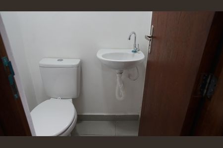 Casa à venda com 120m², 3 quartos e 2 vagasBanheiro 1