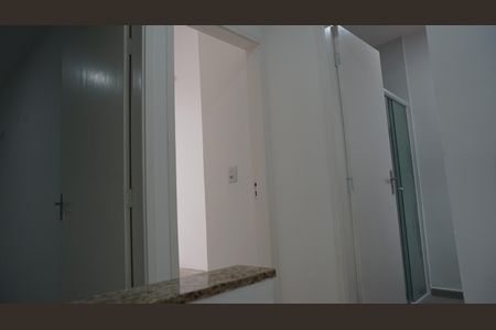 Casa à venda com 120m², 3 quartos e 2 vagasHall escada para os quartos