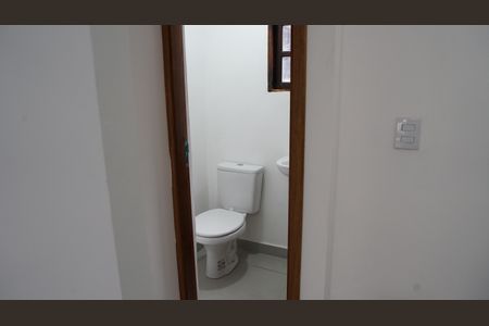 Casa à venda com 120m², 3 quartos e 2 vagasBanheiro 1