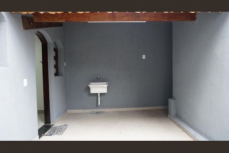 Casa à venda com 120m², 3 quartos e 2 vagasQuintal fundos area de serviço