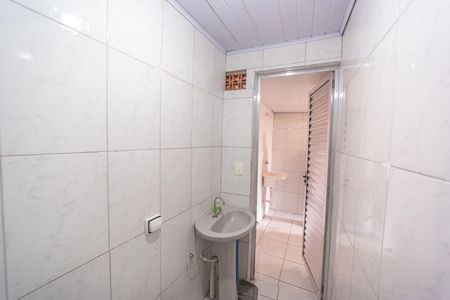 Casa para alugar com 60m², 1 quarto e sem vagaBanheiro