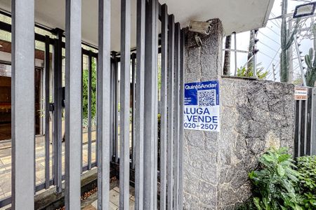 Apartamento para alugar com 110m², 3 quartos e 2 vagasFachada - Plaquinha