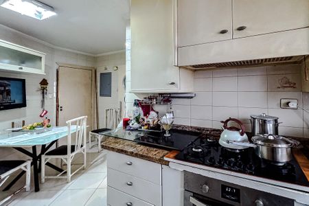Apartamento para alugar com 110m², 3 quartos e 2 vagasCozinha