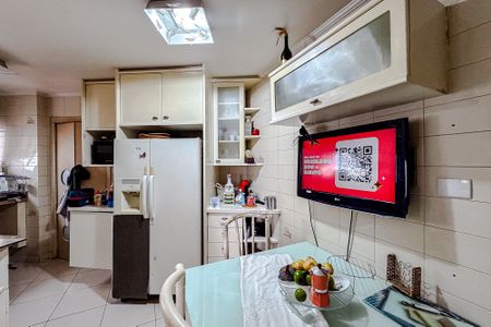 Apartamento para alugar com 110m², 3 quartos e 2 vagasCozinha