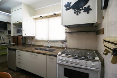 Apartamento para alugar com 94m², 3 quartos e 2 vagas Apartamento para alugar com 94m², 3 quartos e 2 vagasCozinha