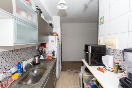 Cozinha e Área de Serviço de apartamento à venda com 2 quartos, 46m² em Parque Maracana, Contagem