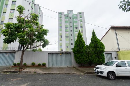 Fachada de apartamento à venda com 2 quartos, 46m² em Parque Maracana, Contagem
