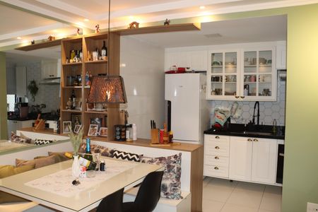 Apartamento para alugar com 2 quartos, 48m² em Jardim Isis, Cotia