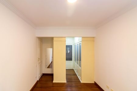 Apartamento à venda com 72m², 2 quartos e 2 vagas Apartamento à venda com 72m², 2 quartos e 2 vagasSuíte