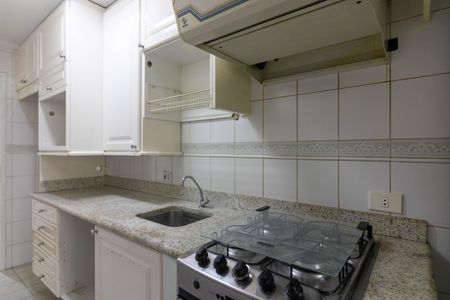 Apartamento à venda com 72m², 2 quartos e 2 vagas Apartamento à venda com 72m², 2 quartos e 2 vagasCozinha