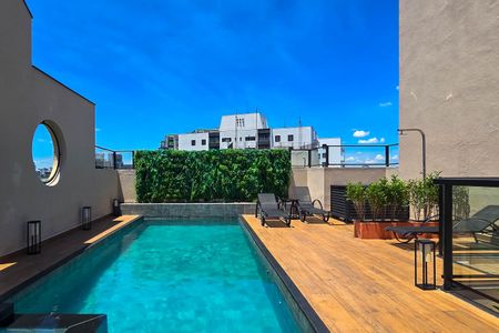 Apartamento à venda com 72m², 2 quartos e 2 vagas Apartamento à venda com 72m², 2 quartos e 2 vagasÁrea comum - Piscina