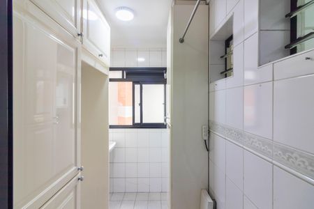 Apartamento à venda com 72m², 2 quartos e 2 vagas Apartamento à venda com 72m², 2 quartos e 2 vagasÁrea de Serviço