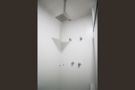 Banheiro de apartamento para alugar com 1 quarto, 25m² em Moema, São Paulo