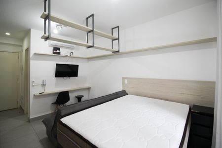 Suíte  de apartamento para alugar com 1 quarto, 25m² em Moema, São Paulo
