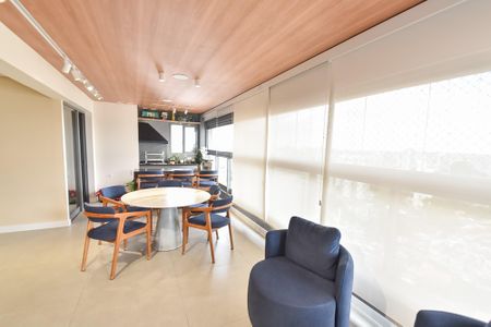 Apartamento à venda com 155m², 3 quartos e 2 vagasSala