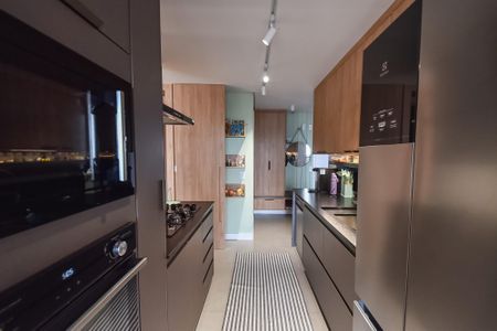 Apartamento à venda com 155m², 3 quartos e 2 vagasCozinha