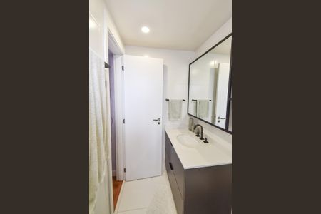 Apartamento à venda com 155m², 3 quartos e 2 vagasBanheiro da suíte 2