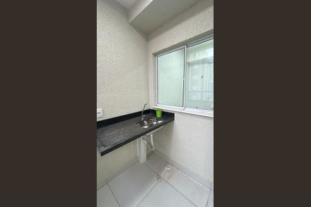 Cozinha de apartamento para alugar com 2 quartos, 52m² em Novo Mundo, Uberlândia