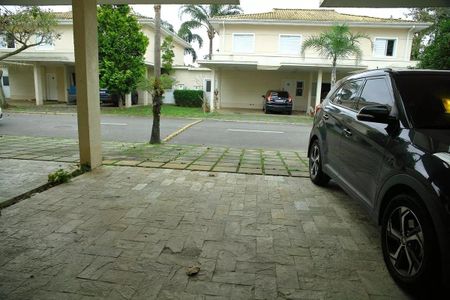 Casa de condomínio para alugar com 241m², 3 quartos e 4 vagas Casa de condomínio para alugar com 241m², 3 quartos e 4 vagasGaragem