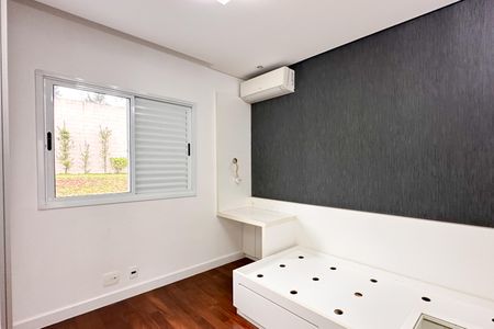 Casa de condomínio para alugar com 241m², 3 quartos e 4 vagas Casa de condomínio para alugar com 241m², 3 quartos e 4 vagasSuíte