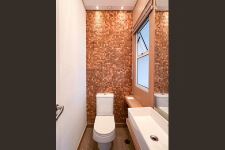 Casa de condomínio para alugar com 241m², 3 quartos e 4 vagas Casa de condomínio para alugar com 241m², 3 quartos e 4 vagasLavabo 1