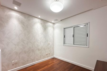 Casa de condomínio para alugar com 241m², 3 quartos e 4 vagas Casa de condomínio para alugar com 241m², 3 quartos e 4 vagasEscritório