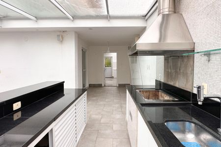 Casa de condomínio para alugar com 241m², 3 quartos e 4 vagas Casa de condomínio para alugar com 241m², 3 quartos e 4 vagasÁrea gourmet