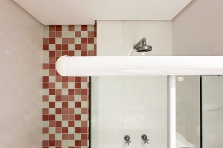 Casa de condomínio para alugar com 241m², 3 quartos e 4 vagas Casa de condomínio para alugar com 241m², 3 quartos e 4 vagasBanheiro da Suíte