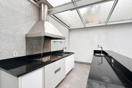 Casa de condomínio para alugar com 241m², 3 quartos e 4 vagas Casa de condomínio para alugar com 241m², 3 quartos e 4 vagasÁrea gourmet