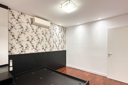 Casa de condomínio para alugar com 241m², 3 quartos e 4 vagas Casa de condomínio para alugar com 241m², 3 quartos e 4 vagasQuarto 1