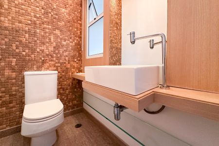 Casa de condomínio para alugar com 241m², 3 quartos e 4 vagas Casa de condomínio para alugar com 241m², 3 quartos e 4 vagasLavabo 1