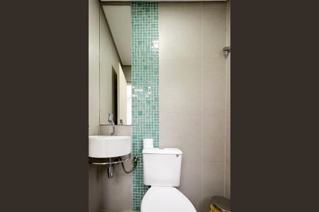 Casa de condomínio para alugar com 241m², 3 quartos e 4 vagas Casa de condomínio para alugar com 241m², 3 quartos e 4 vagasLavabo 2