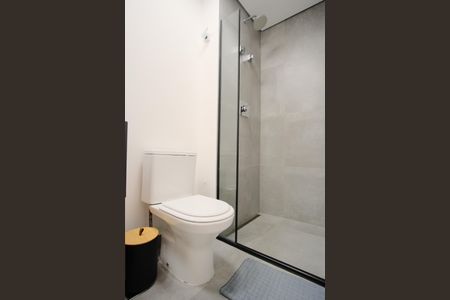 Banheiro de kitnet/studio para alugar com 1 quarto, 20m² em Vila Gomes Cardim, São Paulo