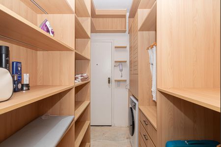 Apartamento à venda com 65m², 2 quartos e sem vaga Apartamento à venda com 65m², 2 quartos e sem vagaÁrea de Serviço