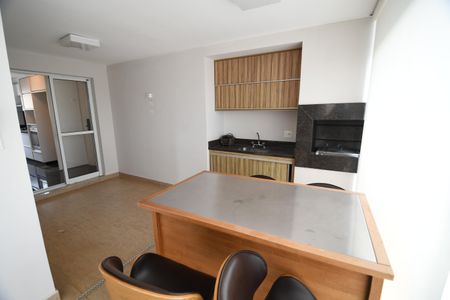 Varanda gourmet de apartamento à venda com 3 quartos, 154m² em Vila Brandina, Campinas