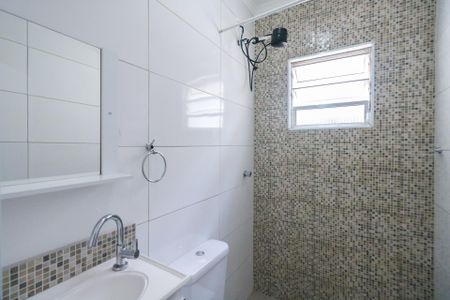 Banheiro de casa para alugar com 1 quarto, 20m² em Santo Antônio, São Caetano do Sul