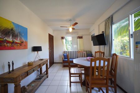 Sala de apartamento para alugar com 2 quartos, 39m² em Canasvieiras, Florianópolis